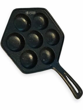COMMERCIAL CHEF Cast Iron Mini Pancake Pan 7-Cavity Silver Dollar Griddle